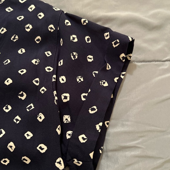 Brand new GAP blouse Size S - Picture 2 of 5